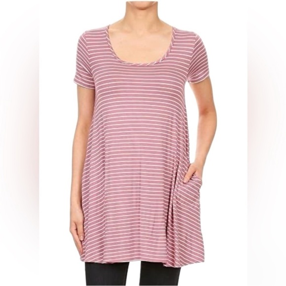 Nordstrom Size Medium Red and White Tunic Style Top with Pockets - Picture 3 of 5